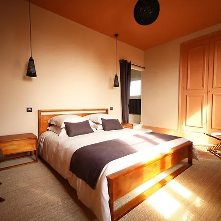 Les Reves De Flamboin Bed & Breakfast 3*